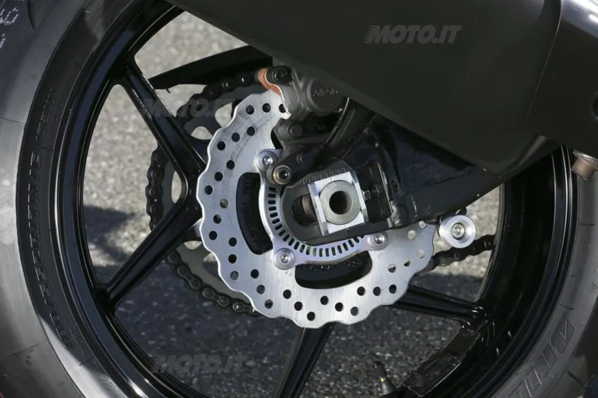 Kawasaki Ninja ZX-6R 636  (40)