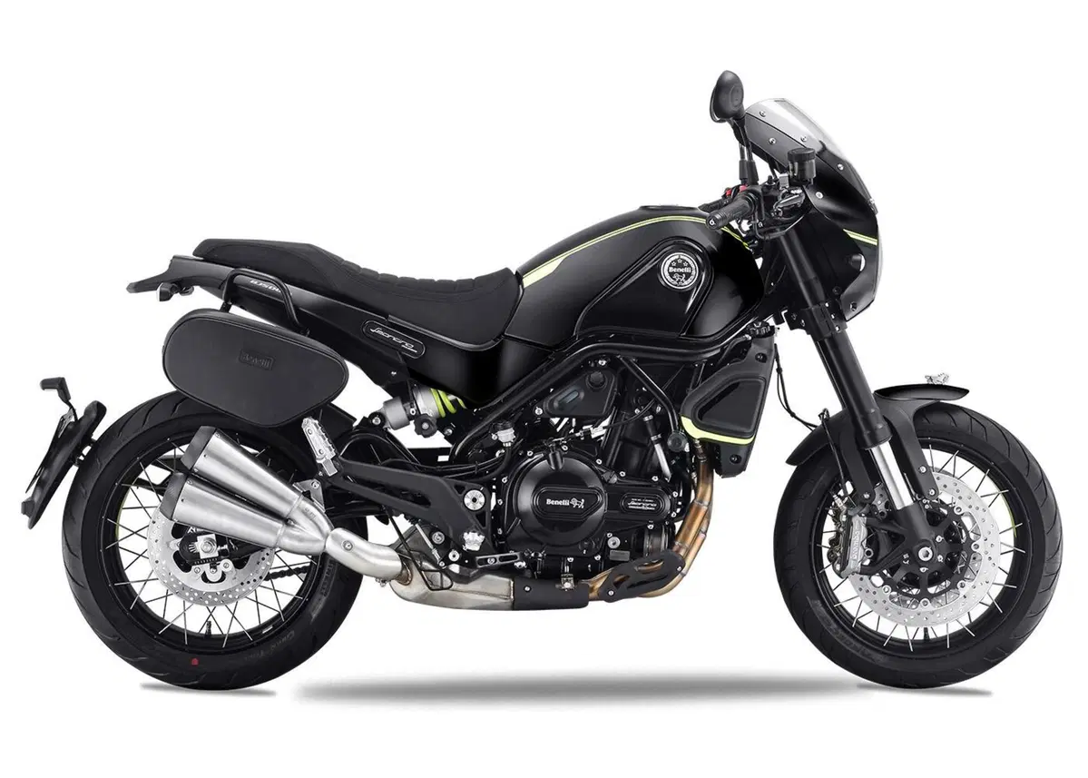 Benelli Leoncino Sport 500: arriva in Cina (2)