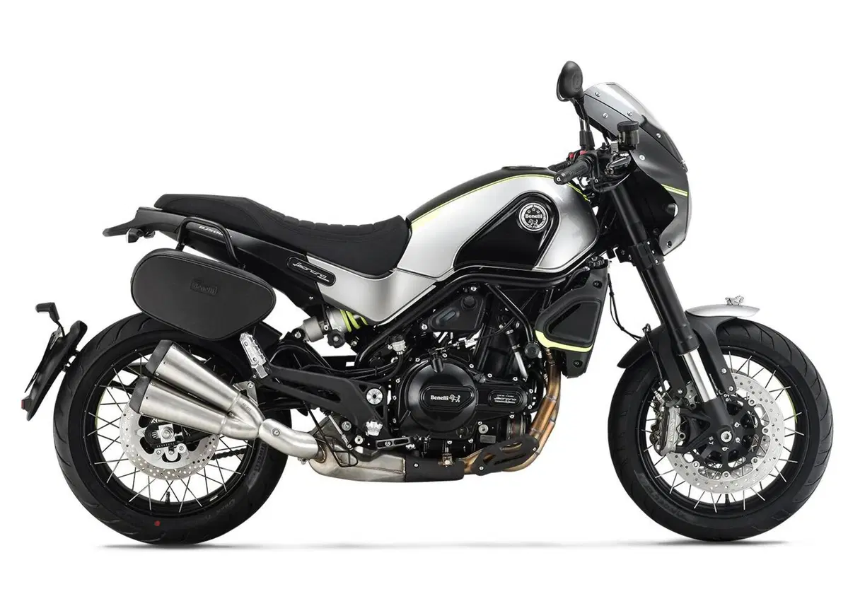 Benelli Leoncino Sport 500: arriva in Cina (3)