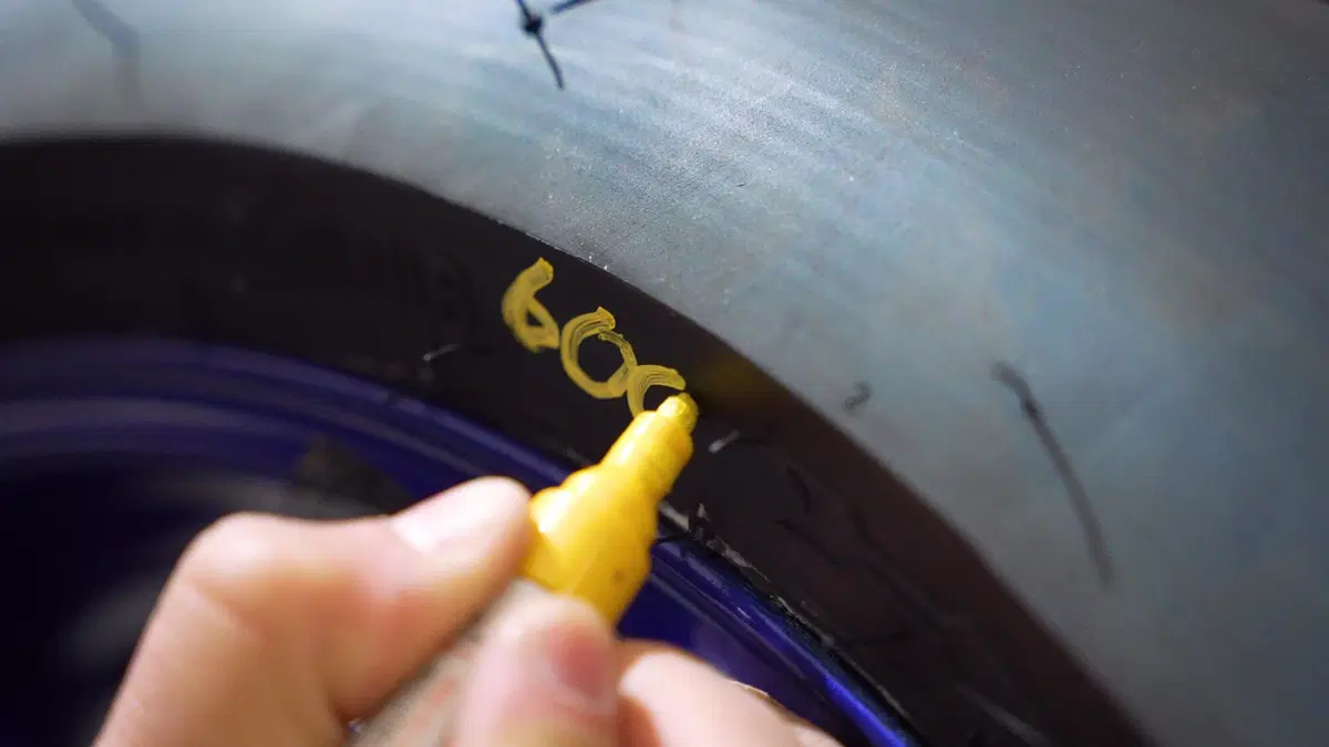 Dunlop DOT Talent: le gomme hanno una data di scadenza? Blind Test in pista
