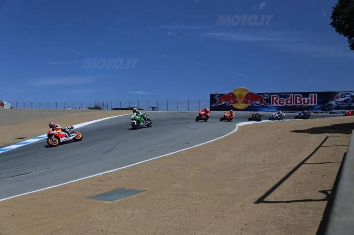Laguna Seca: quando la gara mondiale incontra la festa di paese (16)