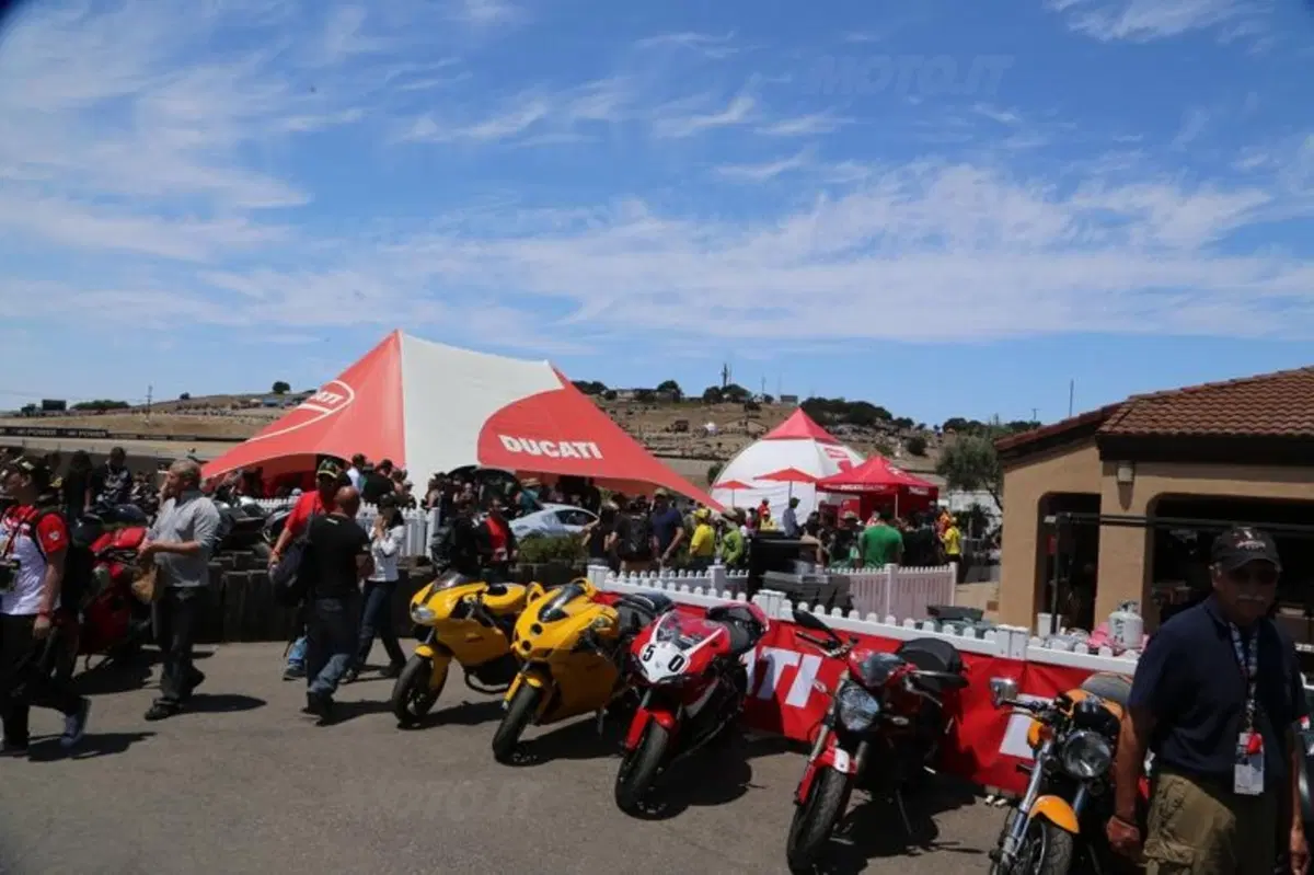 Laguna Seca: quando la gara mondiale incontra la festa di paese (27)