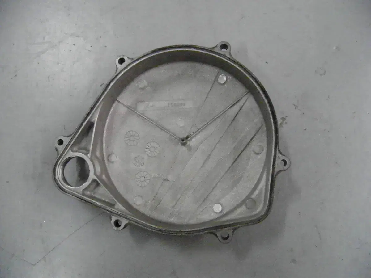 COPERCHIO FRIZIONE USATO HONDA CRF 450 R (2)