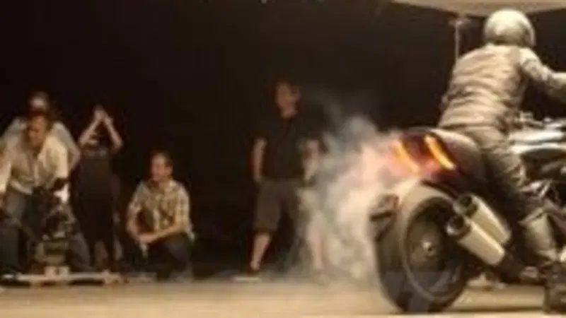 Ducati Diavel e Audi R8 cabrio al cinema: "The Wolverine"