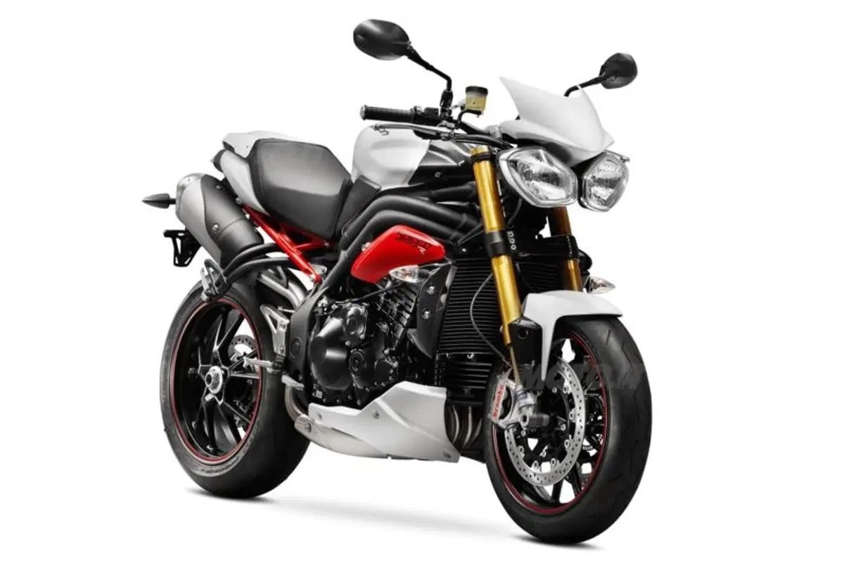 Nuovi colori per le Triumph Speed Triple & Street Triple (2)