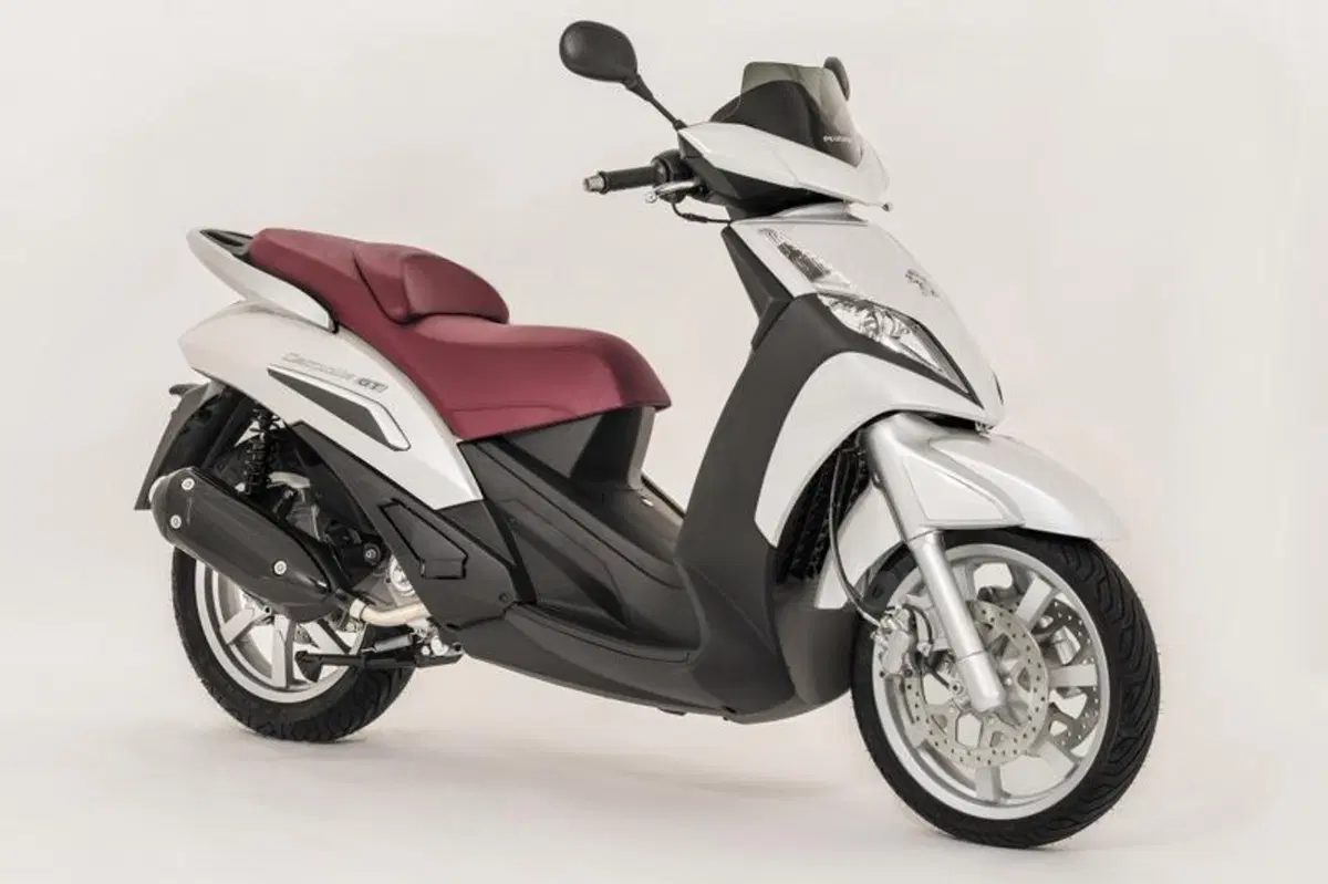 Geopolis 300 GT: Peugeot fa il bis (2)