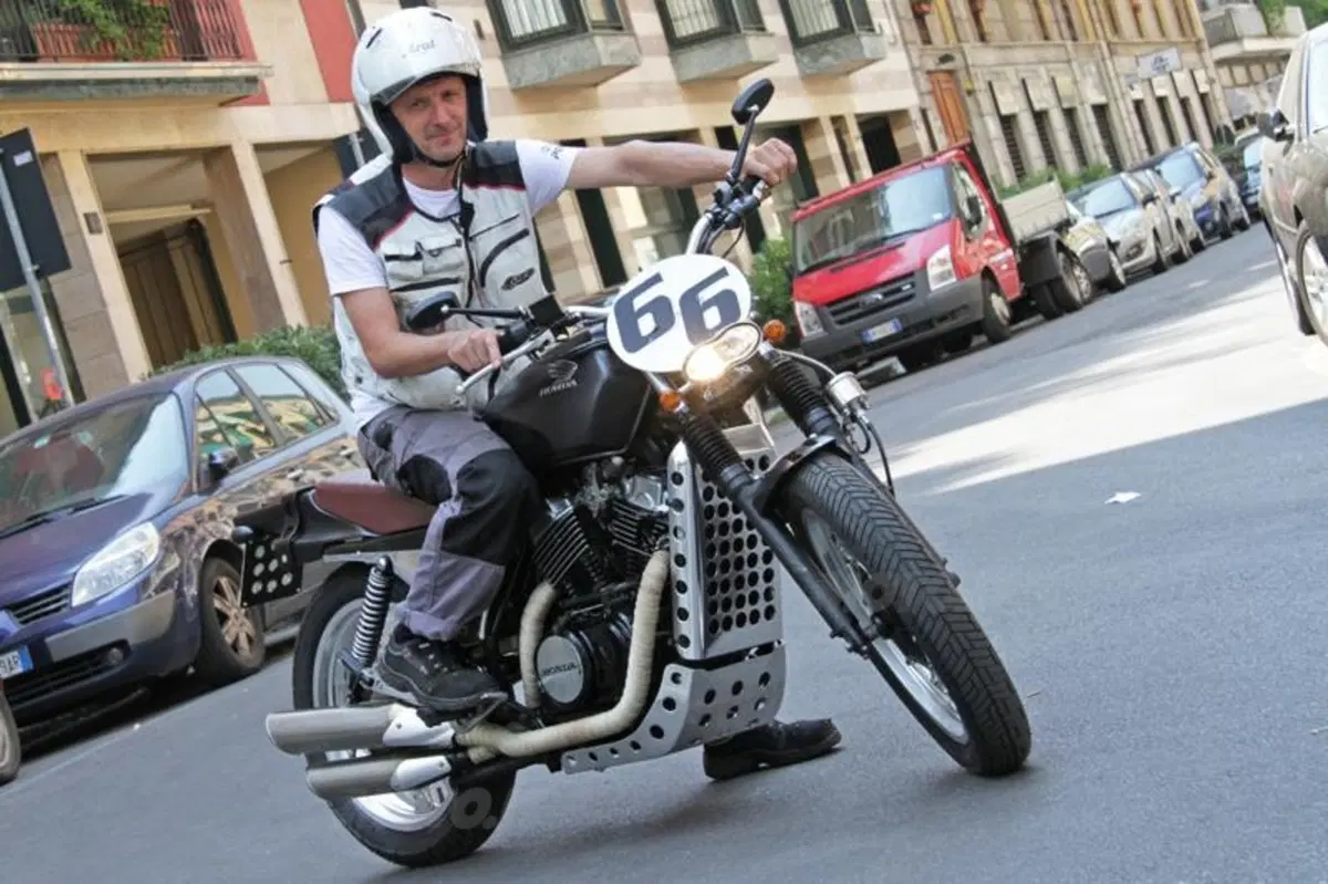 Honda VT500E Flat Track