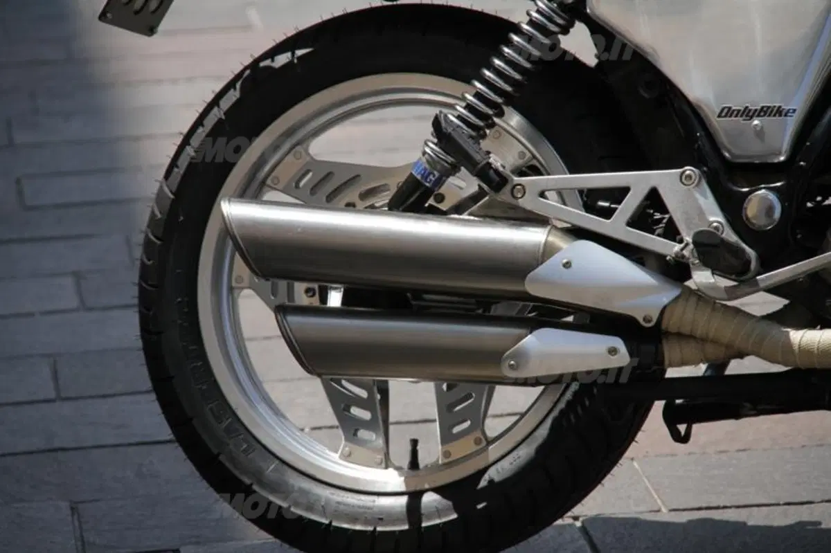 Honda VT500E Flat Track (9)