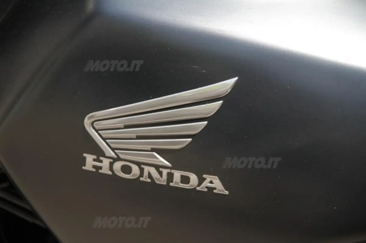 Honda VT500E Flat Track (17)
