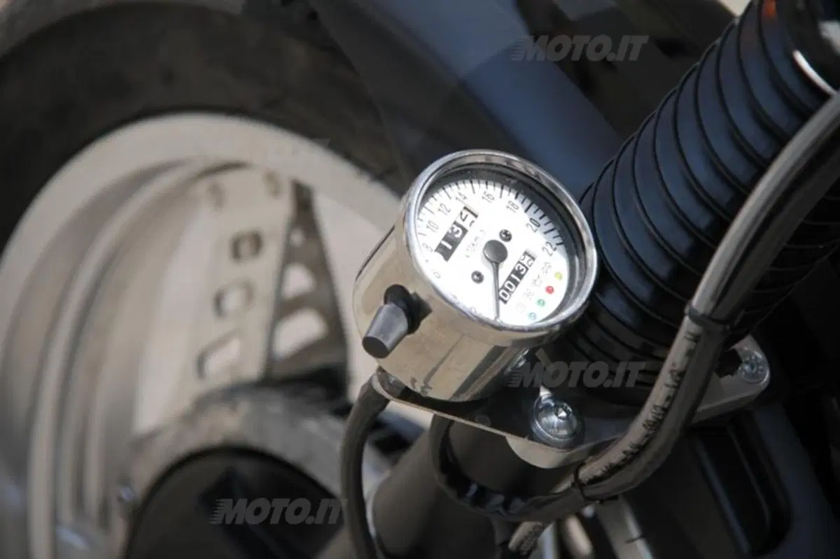 Honda VT500E Flat Track (18)