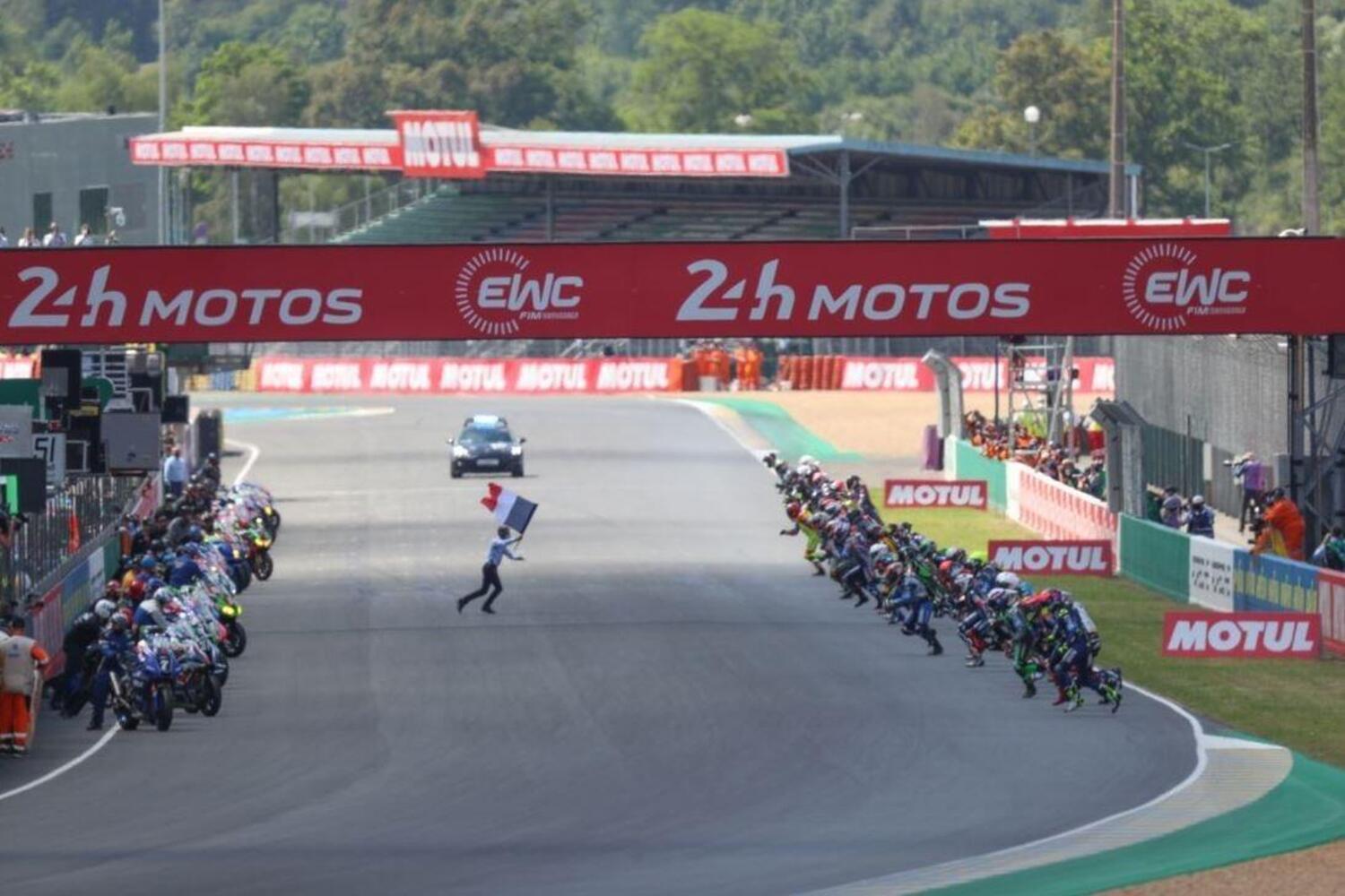 La 24 Ore di Le Mans vinta dalla Suzuki di Guintoli, Simeon e Black