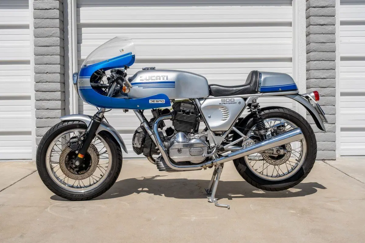 Una Ducati 900 SS del 1976 all'asta per 30.000 euro