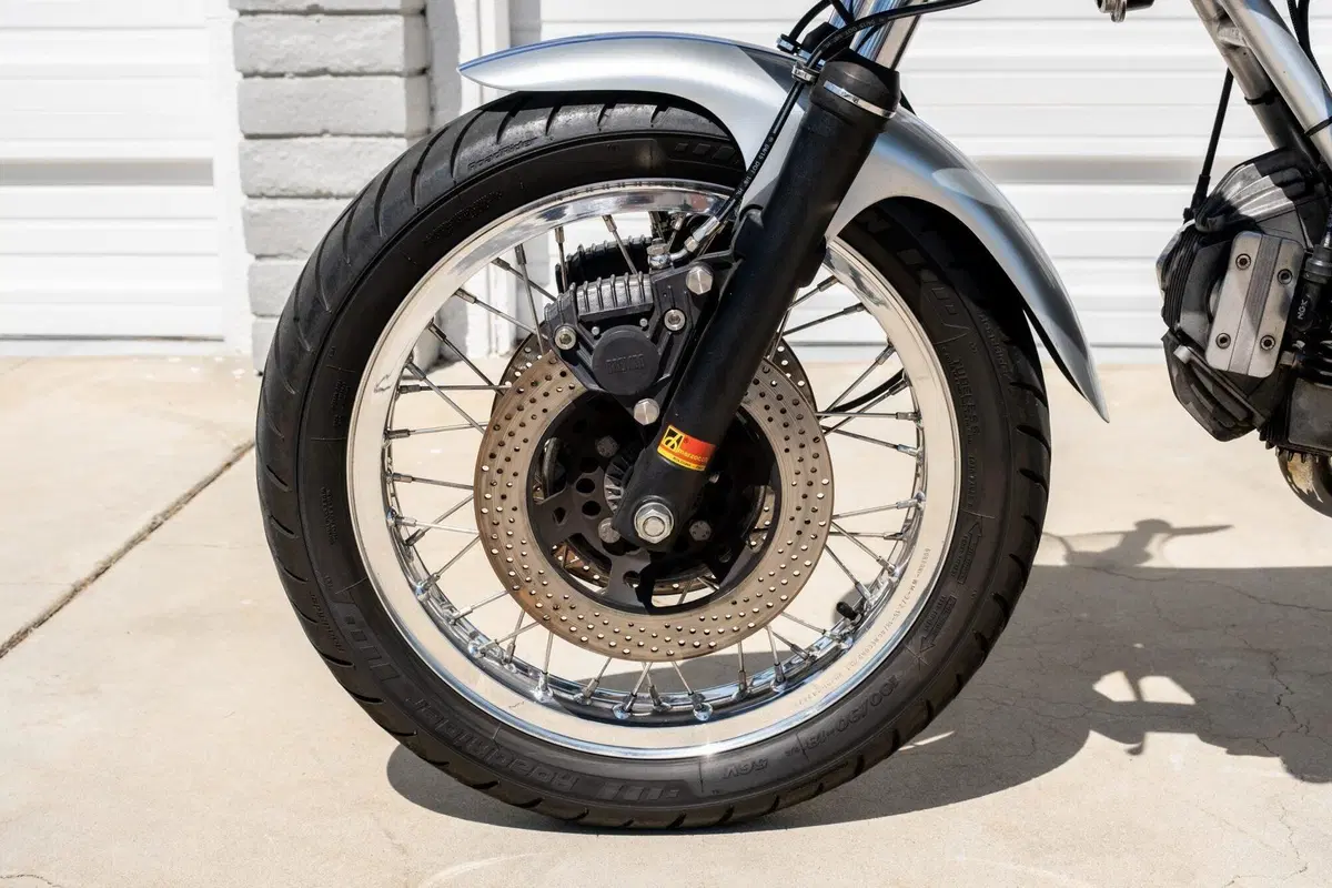 Una Ducati 900 SS del 1976 all'asta per 30.000 euro (21)
