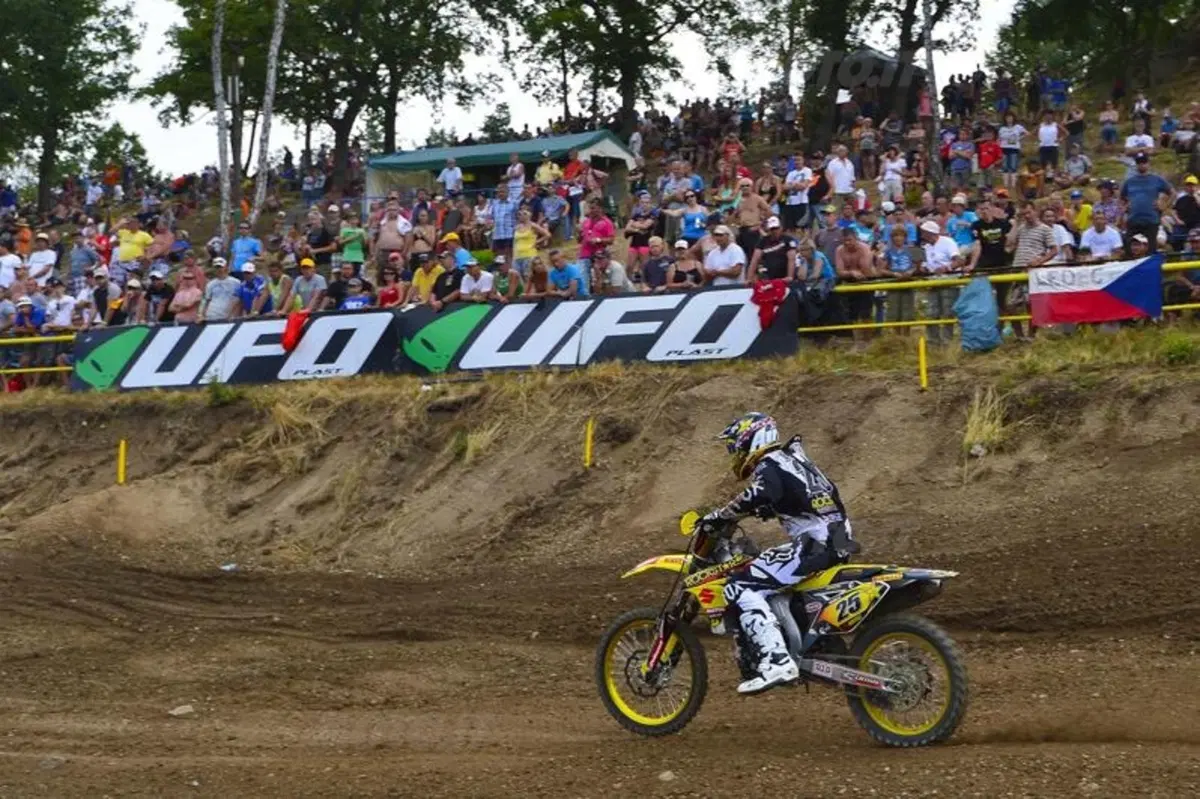 Herlings campione MX2, Desalle mattatore della MX1 (2)