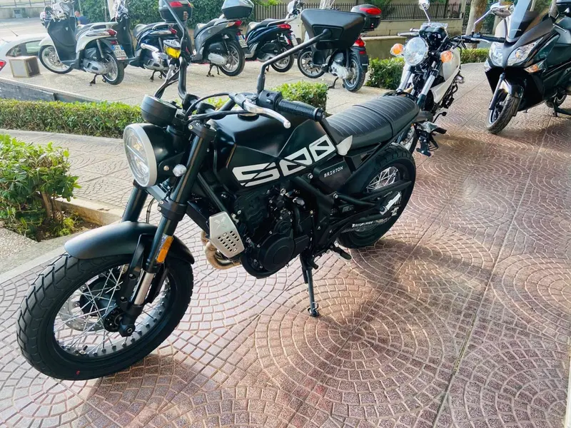 Brixton Motorcycles Crossfire 500 X (2021 - 26) (6)
