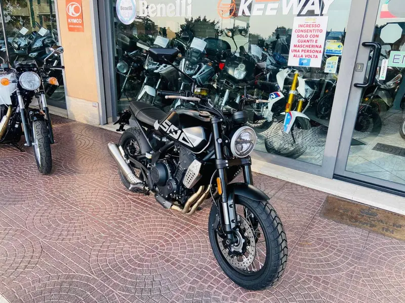 Brixton Motorcycles Crossfire 500 X (2021 - 26) (8)