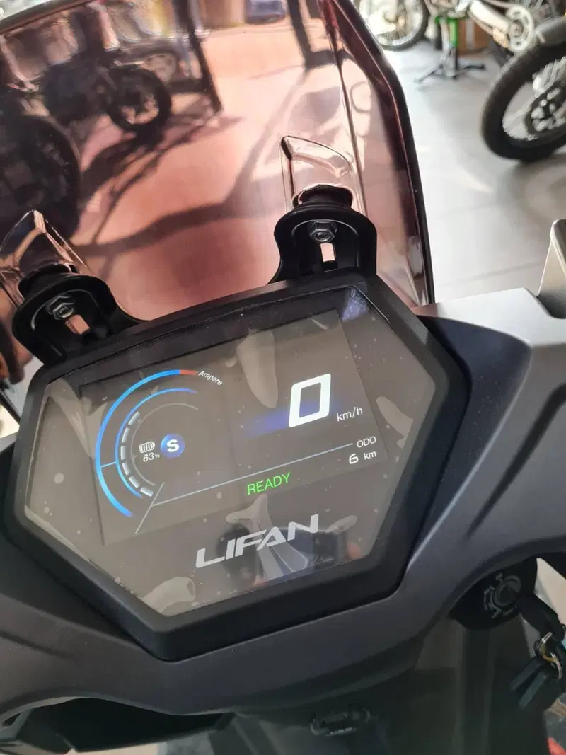 Lifan E4 L1e Doppia Batteria (2021 - 26) (2)