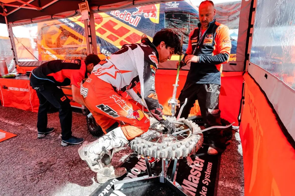 EnduroGP 21. Portogallo 2: Ruprecht, Freeman, Holcombe e Garcia da leggenda (18)
