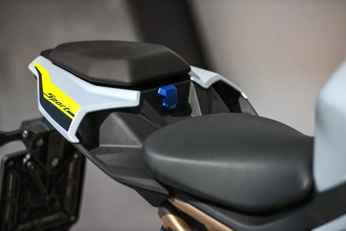 BMW S1000R 2021 TEST: è migliorata. Forse troppo? (14)