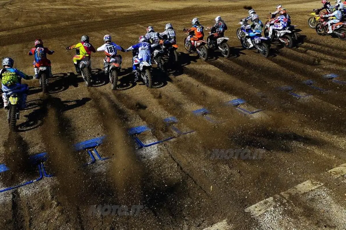 MX. Le foto più spettacolari del GP della Repubblica Ceca (2)