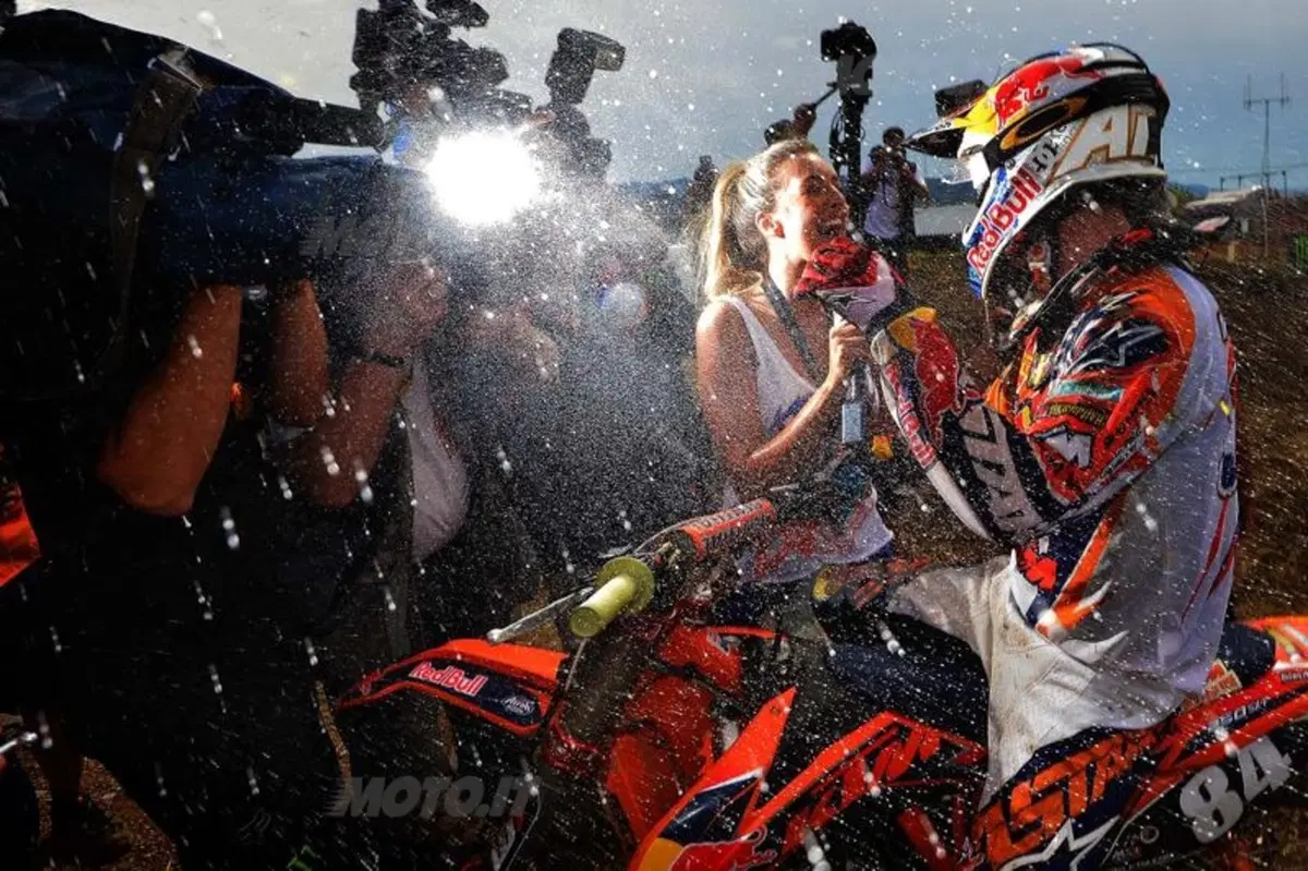 MX. Le foto più spettacolari del GP della Repubblica Ceca (5)