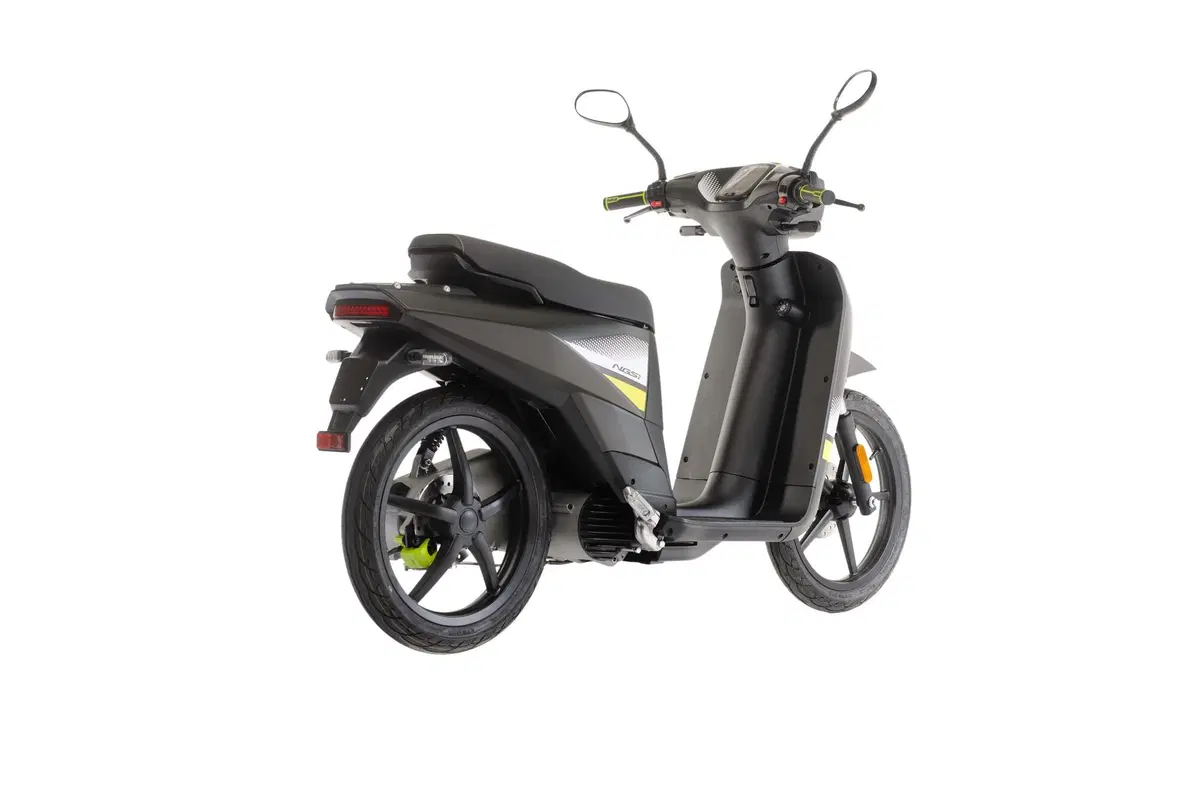 Scooter Askoll 2021. Nuovi colori e nuove batterie (15)