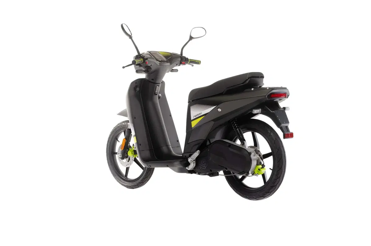 Scooter Askoll 2021. Nuovi colori e nuove batterie (19)