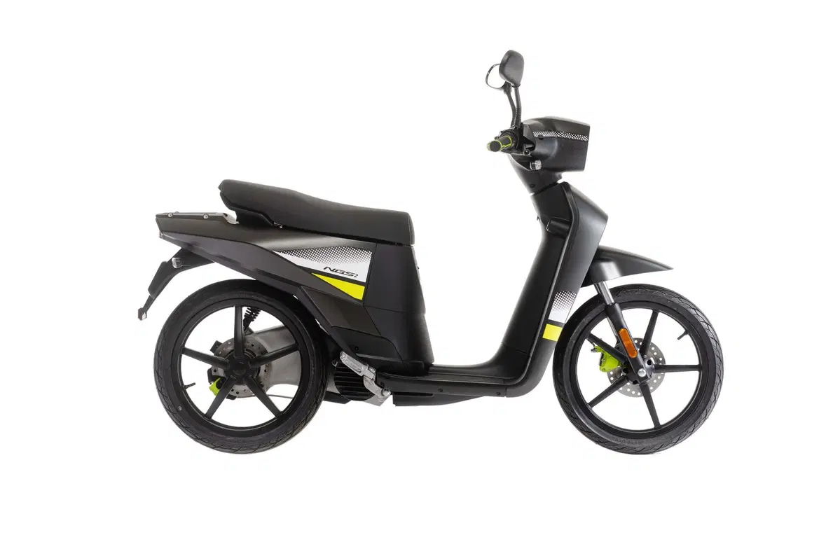 Scooter Askoll 2021. Nuovi colori e nuove batterie (20)