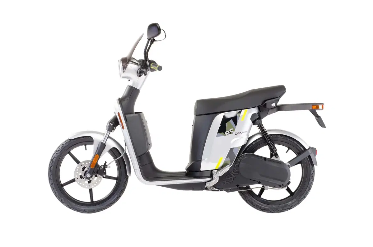 Scooter Askoll 2021. Nuovi colori e nuove batterie (32)
