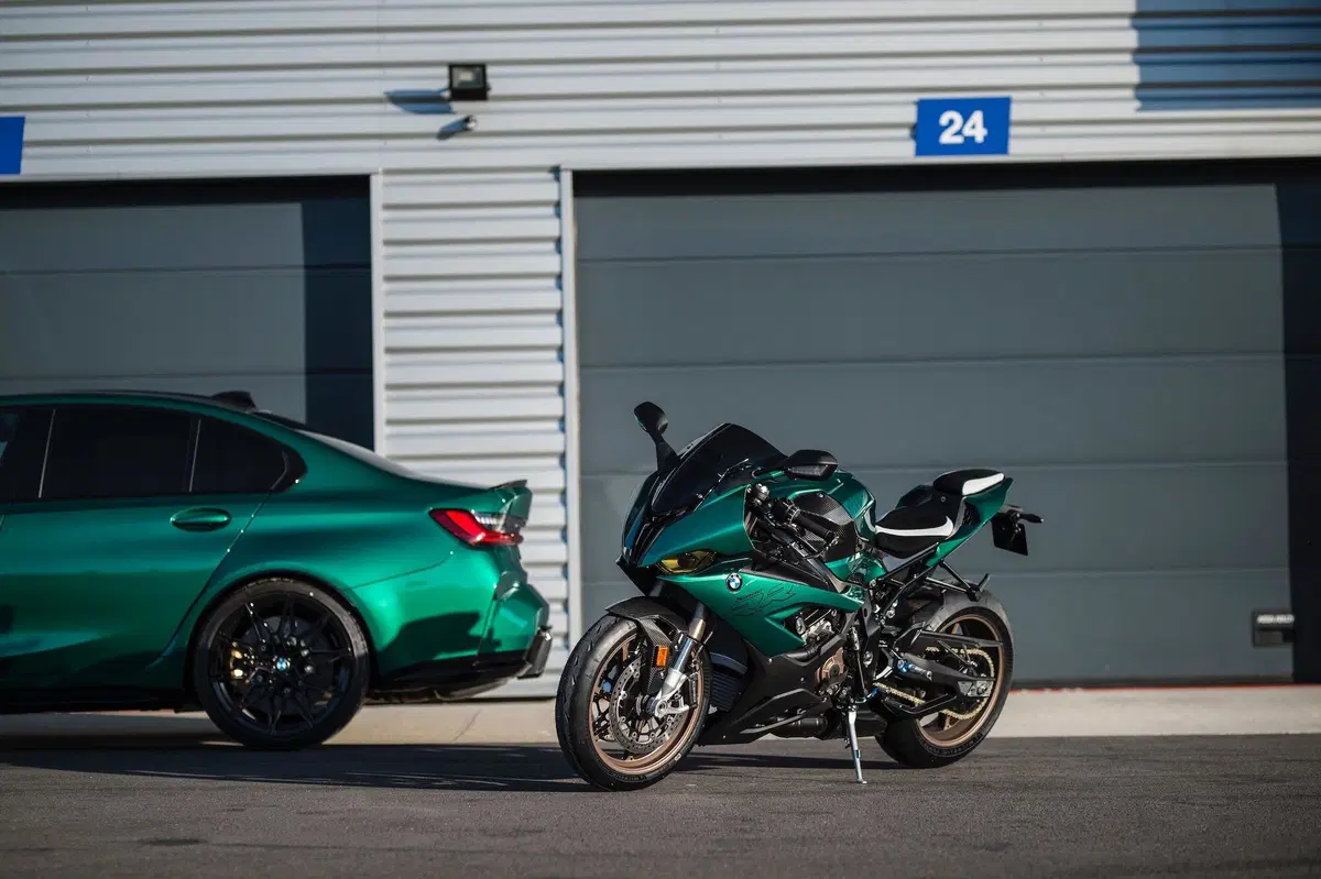 BMW S1000RR: una versione "Isle of Man" per il mercato francese