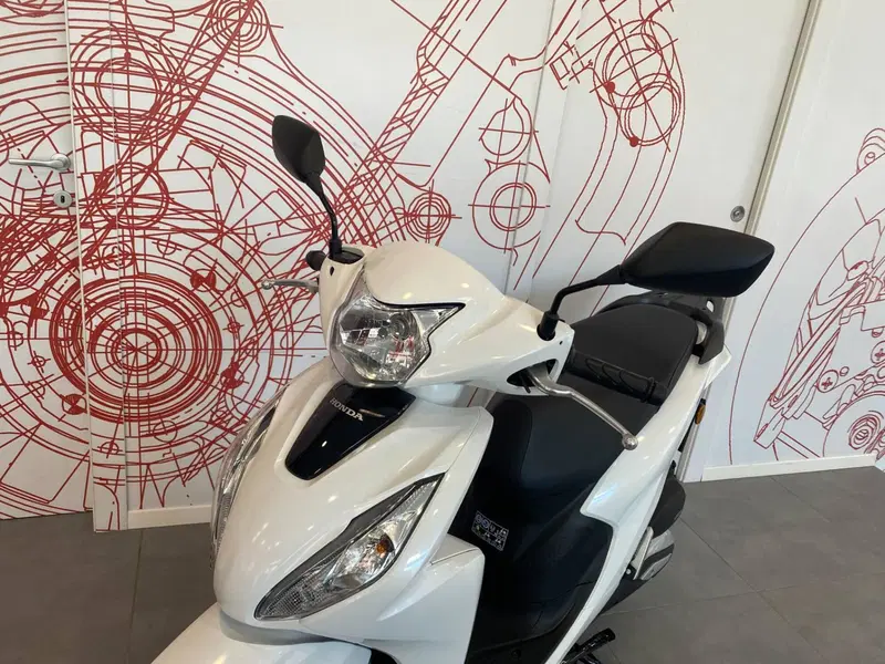 Honda Vision 110 (2025 - 26) (8)