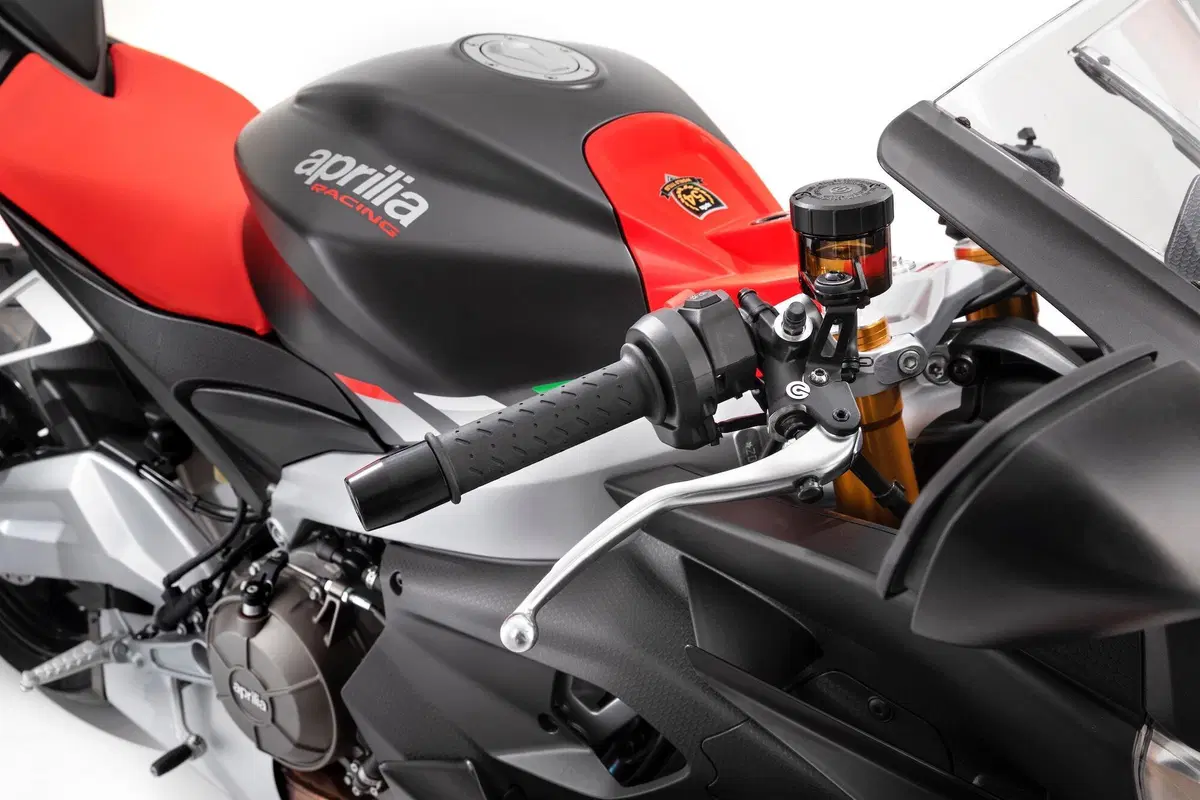 Aprilia RS 660: test in pista a Misano (10)