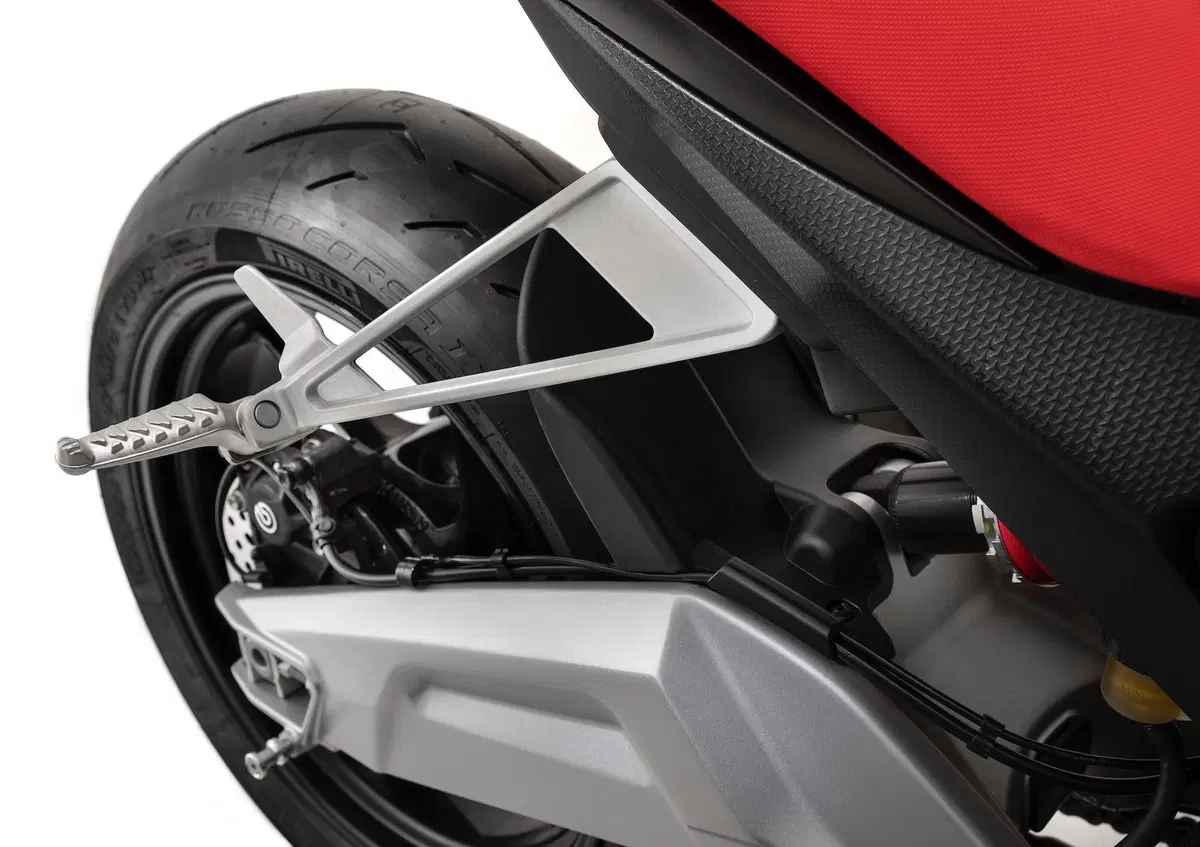 Aprilia RS 660: test in pista a Misano (14)