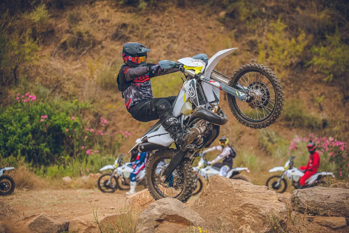 Stories di #Jarvisstyle con le Husqvarna TE 300 2T e FE 350 4T (2)