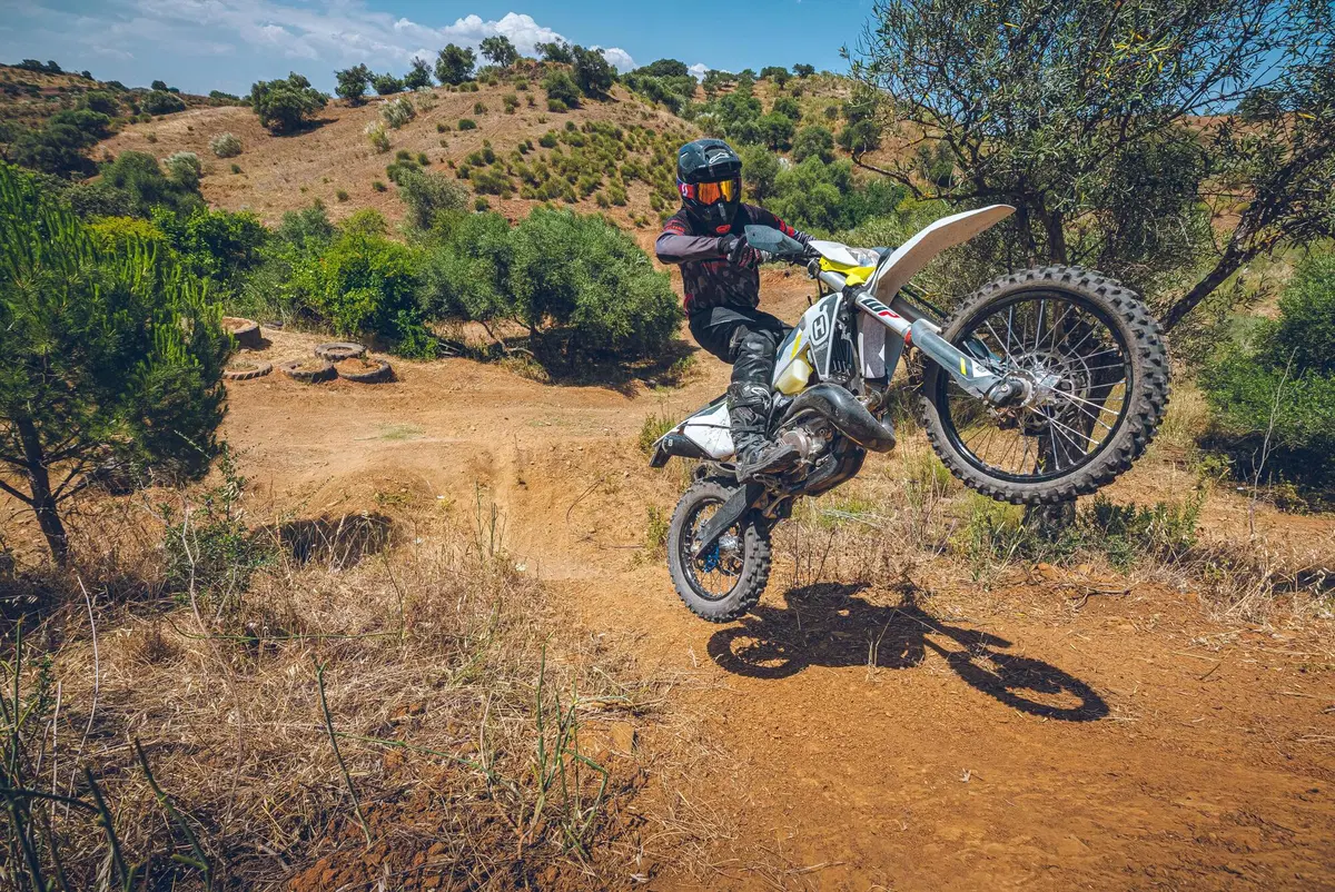 Stories di #Jarvisstyle con le Husqvarna TE 300 2T e FE 350 4T (5)
