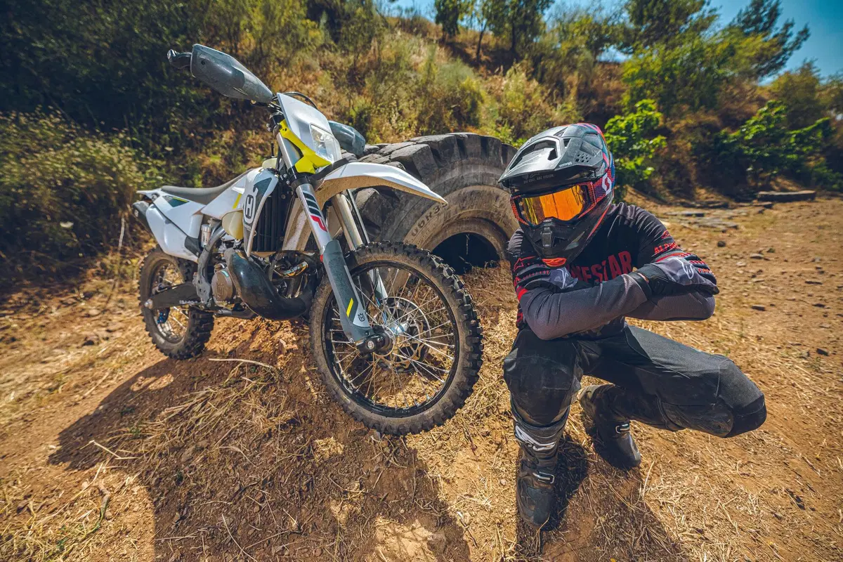 Stories di #Jarvisstyle con le Husqvarna TE 300 2T e FE 350 4T (6)
