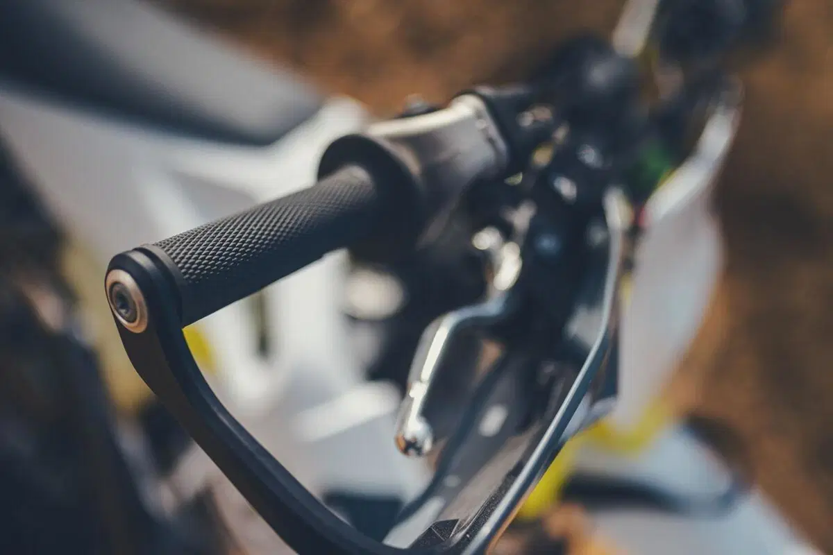 Stories di #Jarvisstyle con le Husqvarna TE 300 2T e FE 350 4T (6)