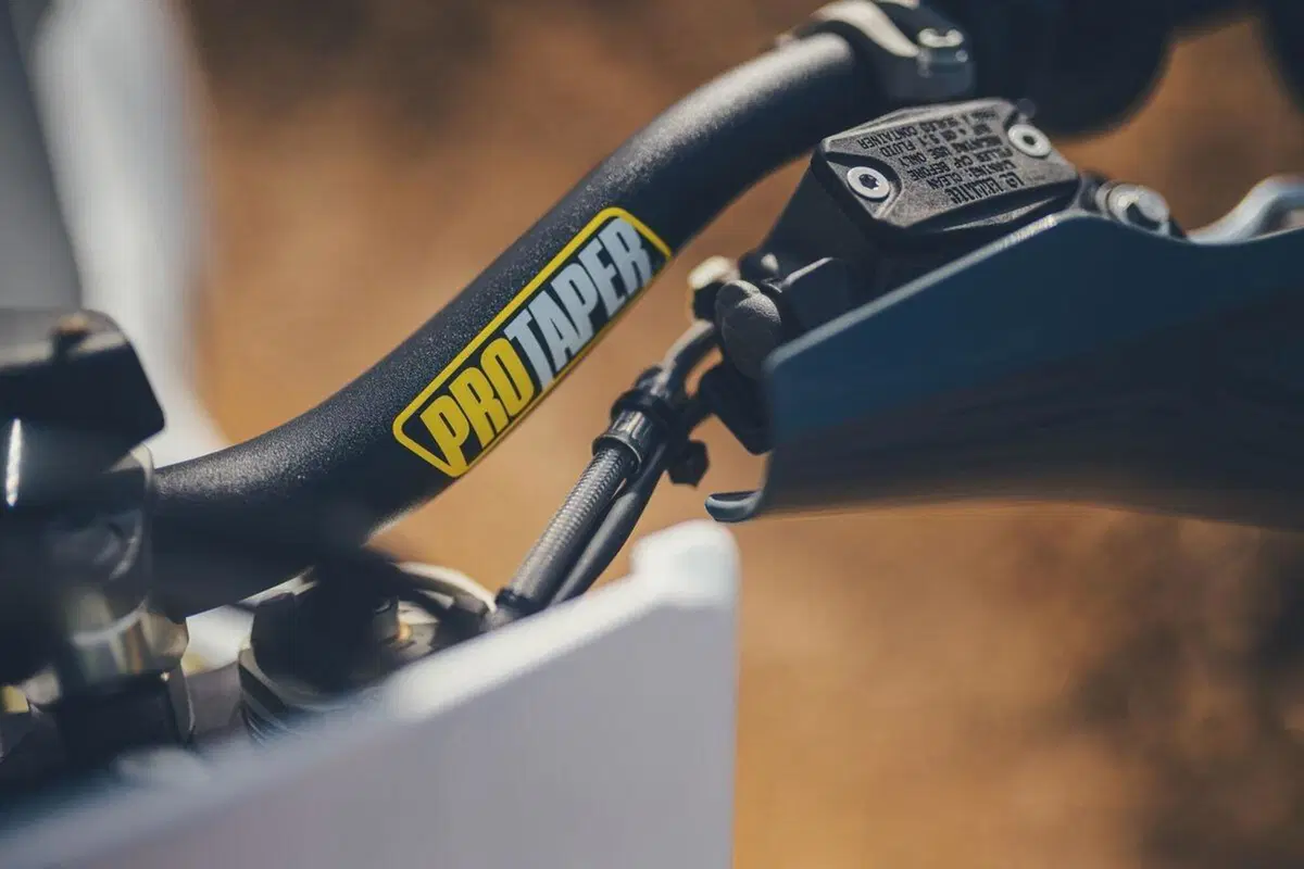 Stories di #Jarvisstyle con le Husqvarna TE 300 2T e FE 350 4T (14)