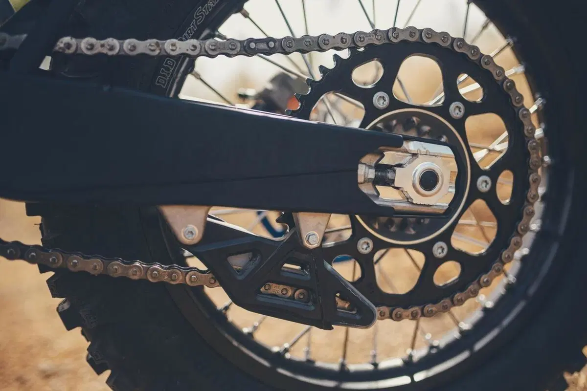 Stories di #Jarvisstyle con le Husqvarna TE 300 2T e FE 350 4T (30)