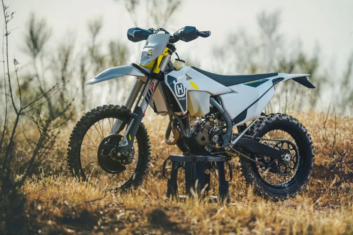 Stories di #Jarvisstyle con le Husqvarna TE 300 2T e FE 350 4T (32)