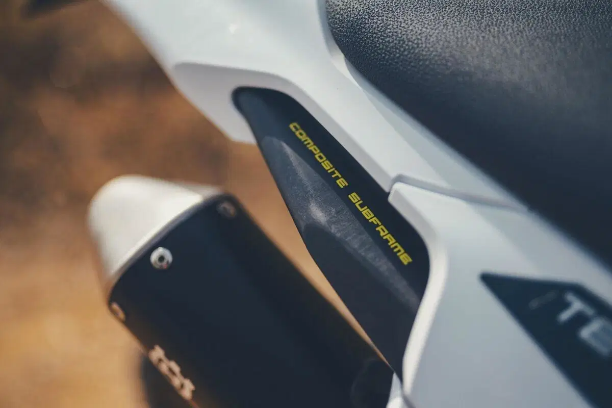 Stories di #Jarvisstyle con le Husqvarna TE 300 2T e FE 350 4T (41)