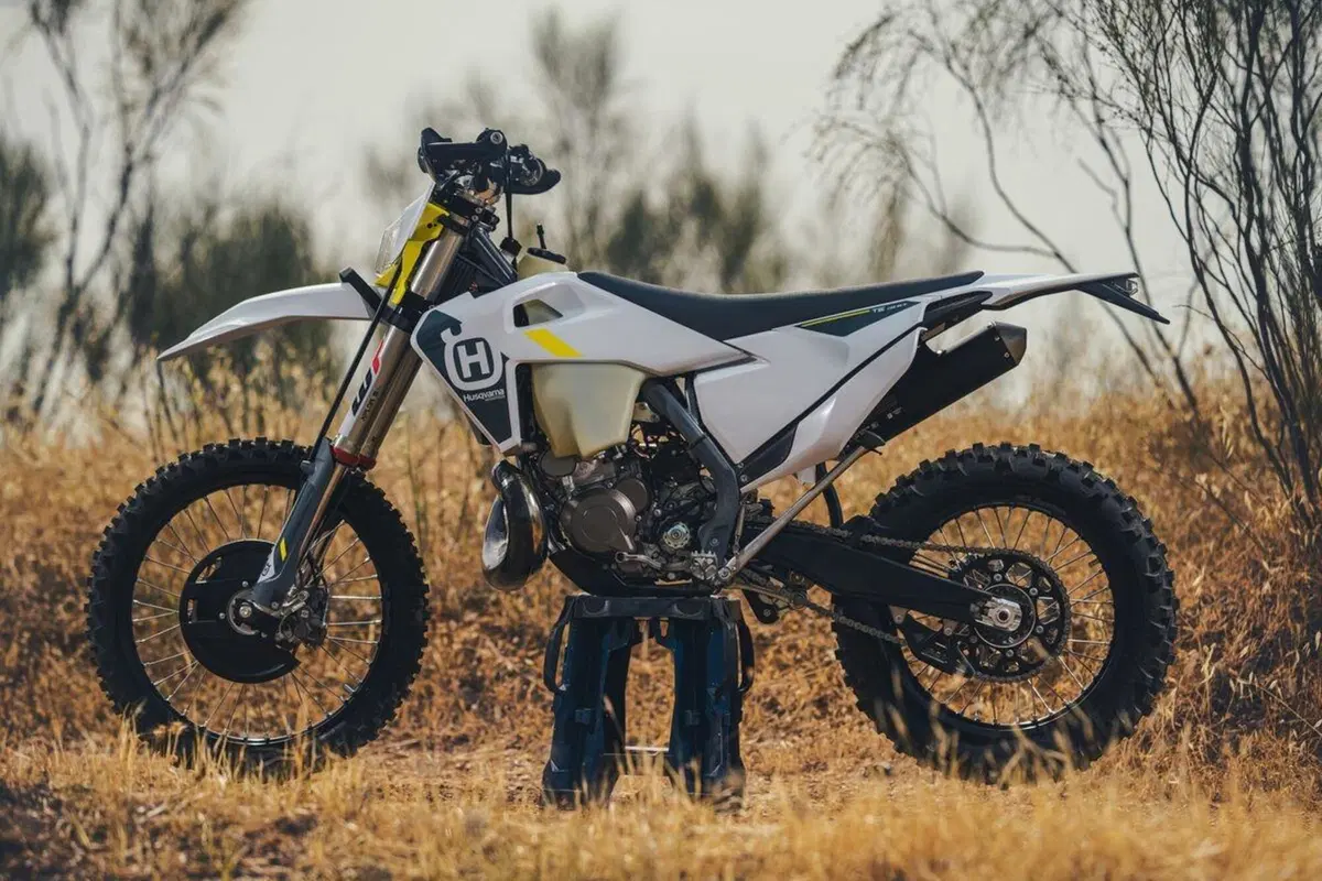 Stories di #Jarvisstyle con le Husqvarna TE 300 2T e FE 350 4T (43)