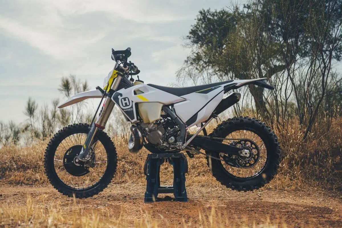 Stories di #Jarvisstyle con le Husqvarna TE 300 2T e FE 350 4T (50)
