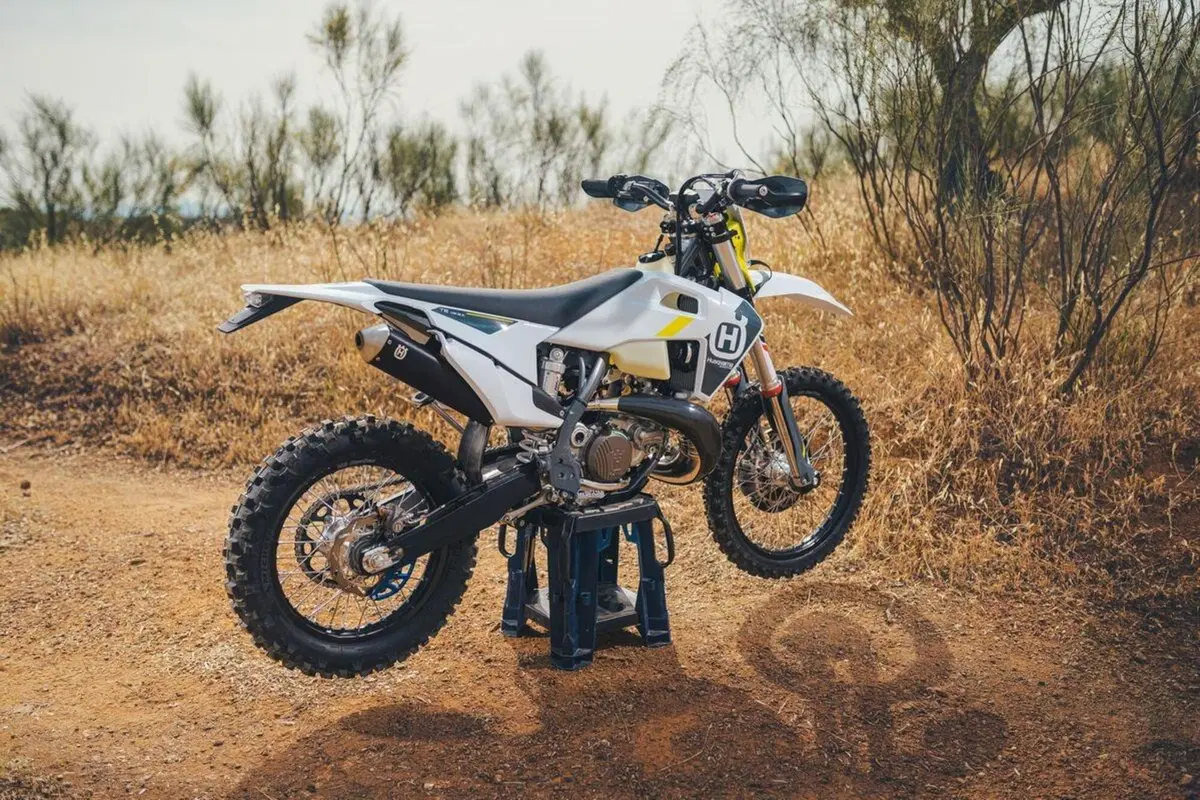 Stories di #Jarvisstyle con le Husqvarna TE 300 2T e FE 350 4T (57)