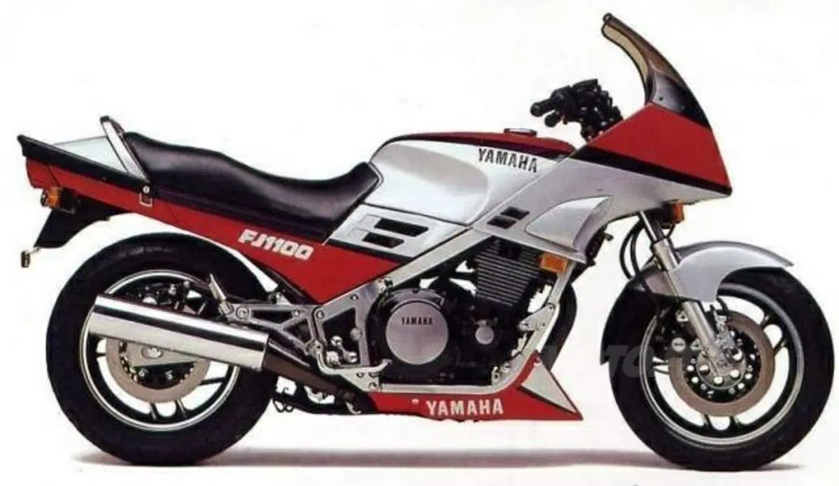 EICMA 1983. Grandi novità Made in Japan  (30)