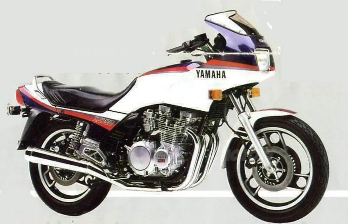 EICMA 1983. Grandi novità Made in Japan  (38)