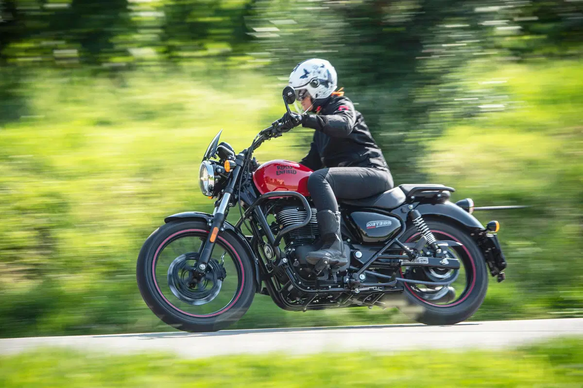 Royal Enfield Meteor 350 TEST: ritorno alla sostanza (15)