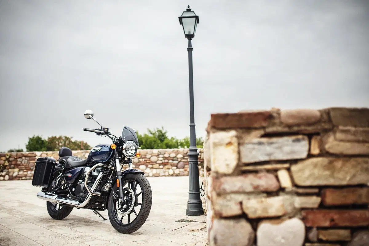 Royal Enfield Meteor 350 TEST: ritorno alla sostanza (35)
