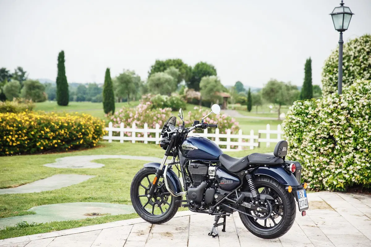 Royal Enfield Meteor 350 TEST: ritorno alla sostanza (37)