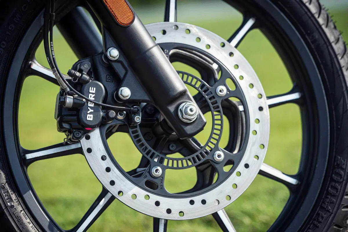 Royal Enfield Meteor 350 TEST: ritorno alla sostanza (64)